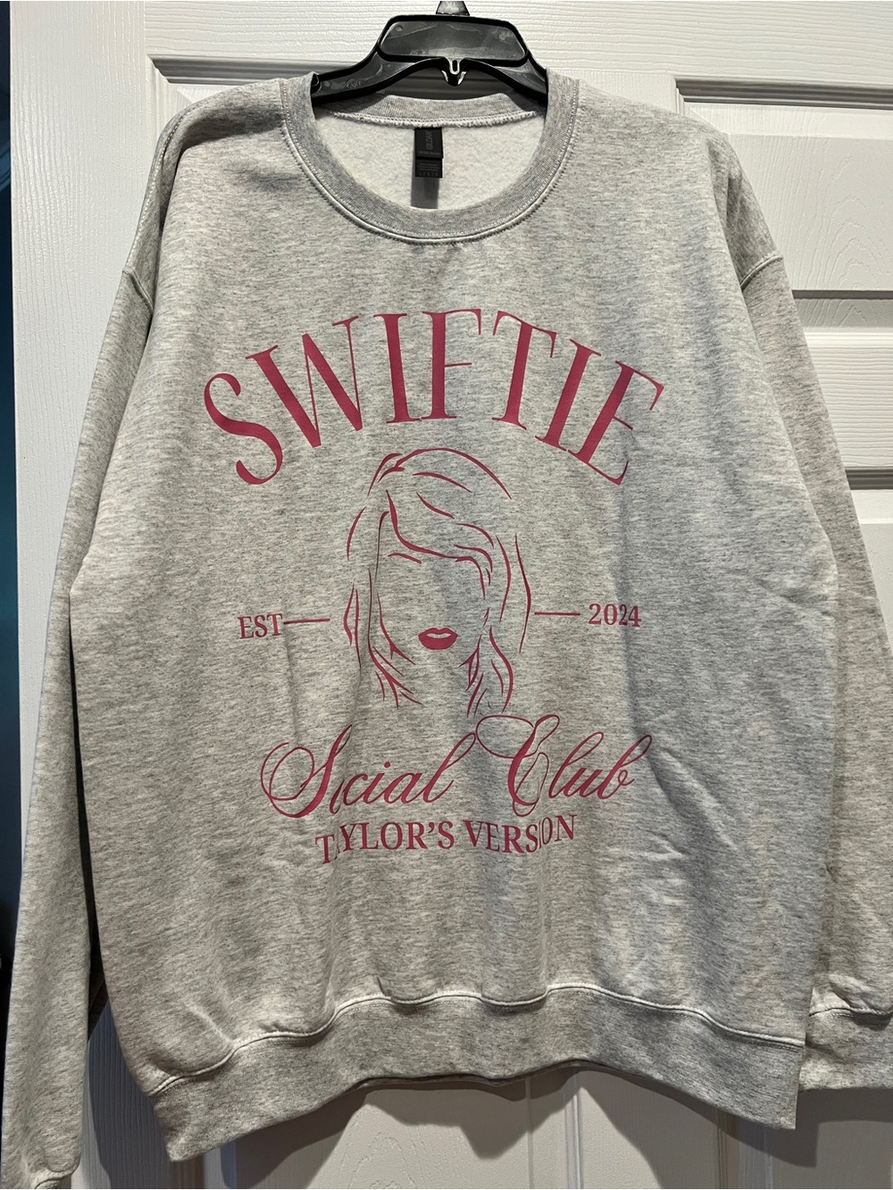 Gildan Light Gray Heavy Blend Crewneck Sweatshirt